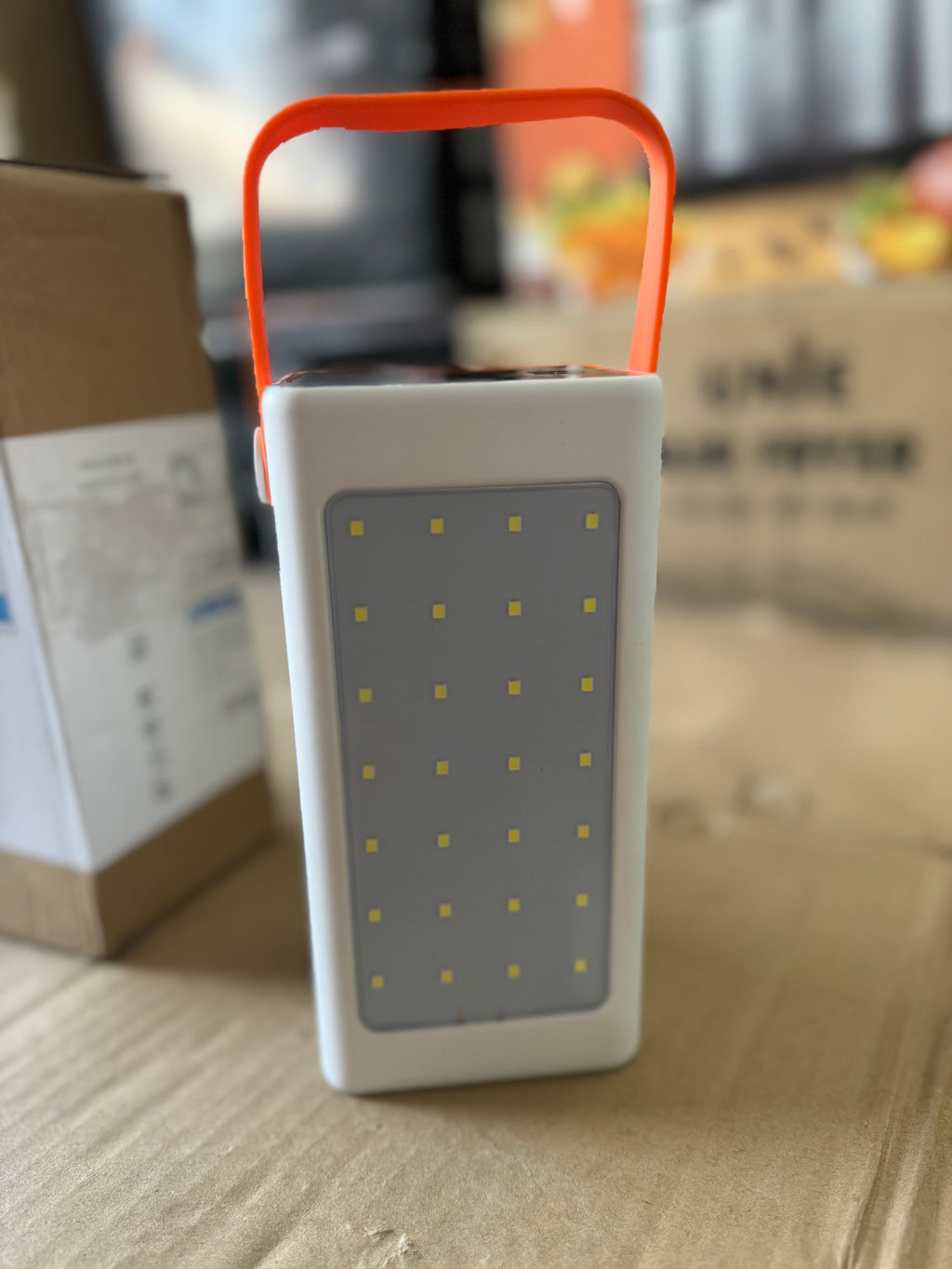 AMKE 100,000 mAh Power bank